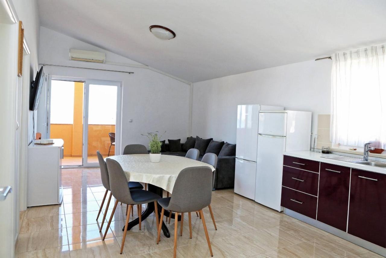 Apartmani Cili Miletici Exterior photo